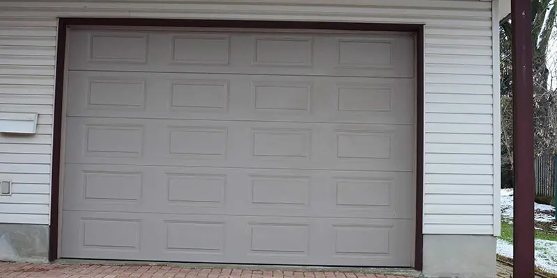 How to Fix Bent Garage Door - Lock And Garage